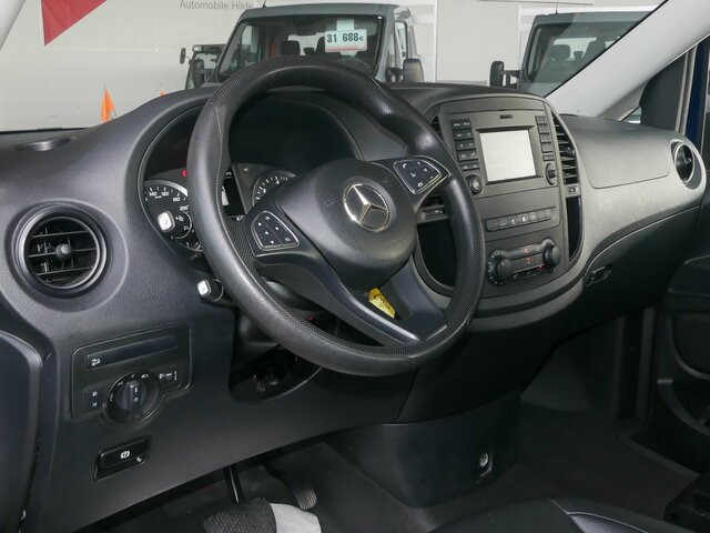 MERCEDES-BENZ Vito 114 TourerPro,Allrad,Automatik,8Sitzer... - Furgão de passageiros: foto 3 MERCEDES-BENZ Vito 114 TourerPro,Allrad,Automatik,8Sitzer... - Furgão de passageiros: foto 3