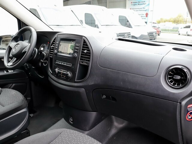 MERCEDES-BENZ Vito 114 TourerPro,Extralang,8Sitzer,Automatik... - Furgão de passageiros: foto 4 MERCEDES-BENZ Vito 114 TourerPro,Extralang,8Sitzer,Automatik... - Furgão de passageiros: foto 4