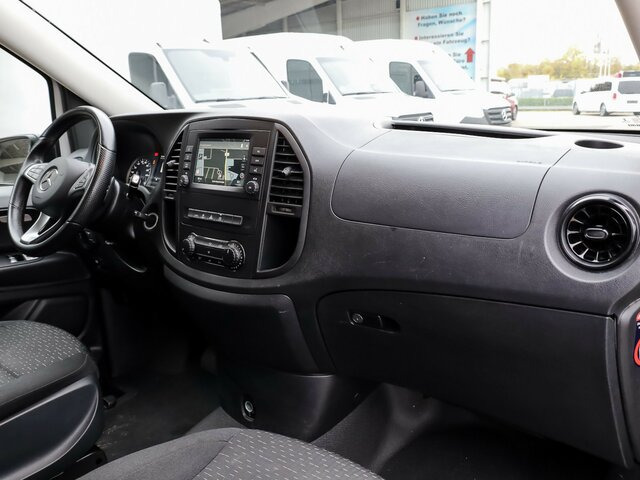 MERCEDES-BENZ Vito 114 TourerPro,Extralang,8Sitzer,Automatik... - Furgão de passageiros: foto 4 MERCEDES-BENZ Vito 114 TourerPro,Extralang,8Sitzer,Automatik... - Furgão de passageiros: foto 4