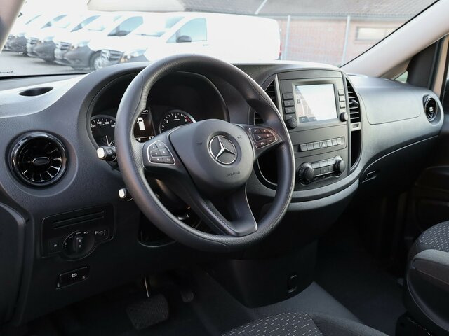 MERCEDES-BENZ Vito 114 TourerPro,Extralang,8Sitzer,Automatik... - Micro-ônibus, Furgão de passageiros: foto 5 MERCEDES-BENZ Vito 114 TourerPro,Extralang,8Sitzer,Automatik... - Micro-ônibus, Furgão de passageiros: foto 5