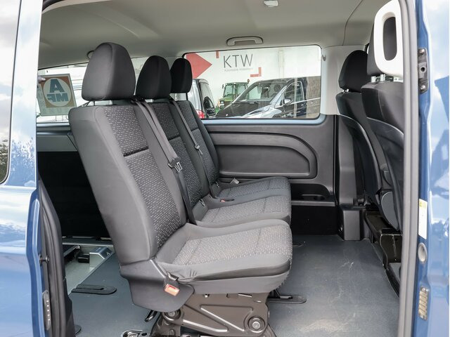 MERCEDES-BENZ Vito 114 TourerPro,Extralang,AMF Rollstuhlrampe - Furgão de passageiros: foto 4 MERCEDES-BENZ Vito 114 TourerPro,Extralang,AMF Rollstuhlrampe - Furgão de passageiros: foto 4