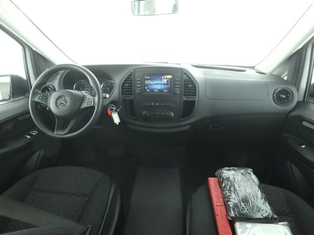 MERCEDES-BENZ Vito 114 TourerPro,lang,Automatik,8Sitze,Kamera... - Micro-ônibus, Furgão de passageiros: foto 2 MERCEDES-BENZ Vito 114 TourerPro,lang,Automatik,8Sitze,Kamera... - Micro-ônibus, Furgão de passageiros: foto 2