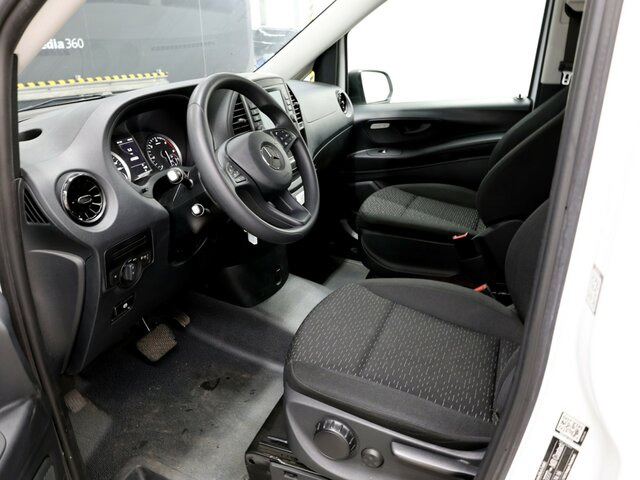 MERCEDES-BENZ Vito 114 TourerPro,lang,Automatik,8Sitze,Kamera... - Micro-ônibus, Furgão de passageiros: foto 2 MERCEDES-BENZ Vito 114 TourerPro,lang,Automatik,8Sitze,Kamera... - Micro-ônibus, Furgão de passageiros: foto 2