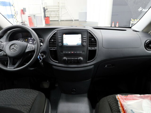 MERCEDES-BENZ Vito 114 TourerPro,lang,Automatik,8Sitze,Kamera... - Micro-ônibus, Furgão de passageiros: foto 2 MERCEDES-BENZ Vito 114 TourerPro,lang,Automatik,8Sitze,Kamera... - Micro-ônibus, Furgão de passageiros: foto 2