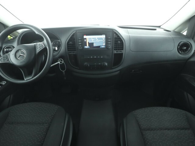 MERCEDES-BENZ Vito 114 TourerPro,lang,Automatik,8Sitze,Kamera... - Micro-ônibus, Furgão de passageiros: foto 2 MERCEDES-BENZ Vito 114 TourerPro,lang,Automatik,8Sitze,Kamera... - Micro-ônibus, Furgão de passageiros: foto 2