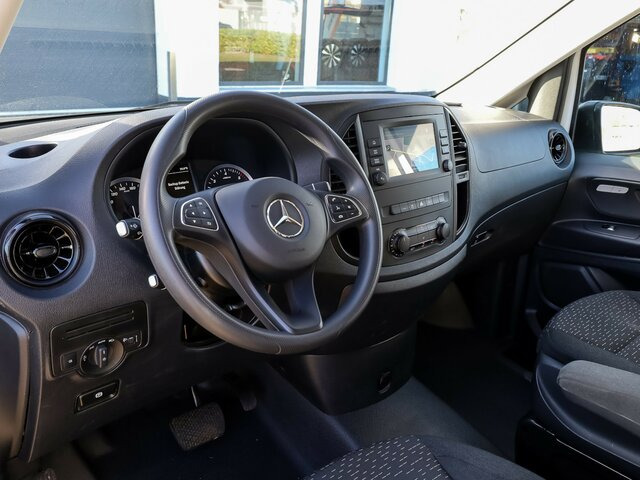 MERCEDES-BENZ Vito 114 TourerPro,lang,Automatik,8Sitze,Kamera... - Micro-ônibus, Furgão de passageiros: foto 5 MERCEDES-BENZ Vito 114 TourerPro,lang,Automatik,8Sitze,Kamera... - Micro-ônibus, Furgão de passageiros: foto 5