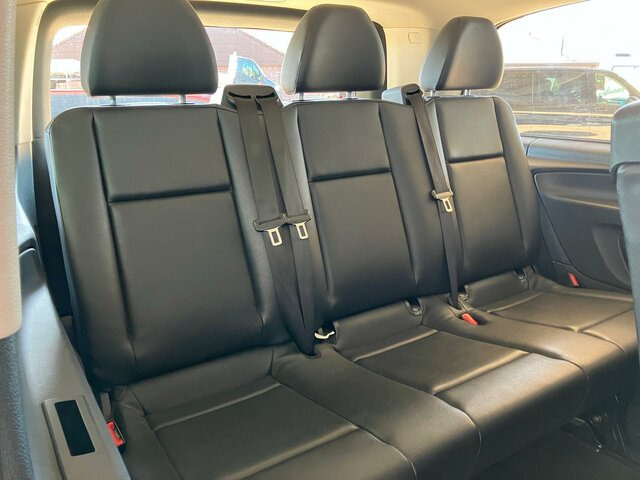 MERCEDES-BENZ Vito 116 TourerPro,lang,Allrad,8Sitzer,Automatik - Furgão de passageiros: foto 2 MERCEDES-BENZ Vito 116 TourerPro,lang,Allrad,8Sitzer,Automatik - Furgão de passageiros: foto 2