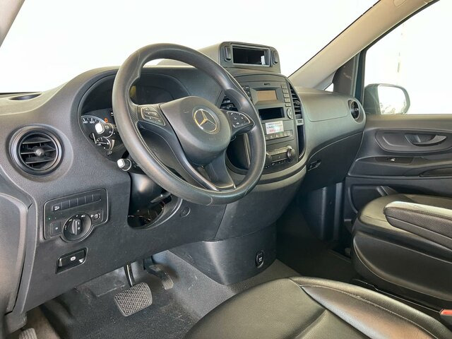 MERCEDES-BENZ Vito 116 TourerPro,lang,Allrad,8Sitzer,Automatik... - Furgão de passageiros: foto 5 MERCEDES-BENZ Vito 116 TourerPro,lang,Allrad,8Sitzer,Automatik... - Furgão de passageiros: foto 5