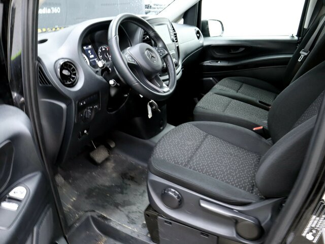 MERCEDES-BENZ Vito 116CDI lang,TourerPro,2Klima,9Sitze,Kamera - Micro-ônibus, Furgão de passageiros: foto 2 MERCEDES-BENZ Vito 116CDI lang,TourerPro,2Klima,9Sitze,Kamera - Micro-ônibus, Furgão de passageiros: foto 2