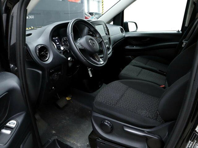 MERCEDES-BENZ Vito 116CDI lang,TourerPro,2Klima,9Sitze,Kamera - Micro-ônibus, Furgão de passageiros: foto 2 MERCEDES-BENZ Vito 116CDI lang,TourerPro,2Klima,9Sitze,Kamera - Micro-ônibus, Furgão de passageiros: foto 2