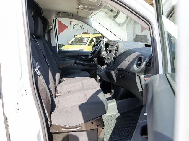 MERCEDES-BENZ Vito114CDI KA lang ,Klima,Sortimo Regal - Furgão compacto: foto 5 MERCEDES-BENZ Vito114CDI KA lang ,Klima,Sortimo Regal - Furgão compacto: foto 5
