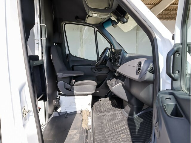 MERCEDES-BENZ eSprinter 312 Kasten FWD,3.924mm Radstand - Furgão, Carrinha elétrica: foto 4 MERCEDES-BENZ eSprinter 312 Kasten FWD,3.924mm Radstand - Furgão, Carrinha elétrica: foto 4