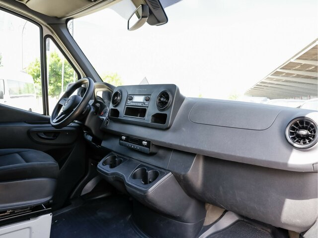 MERCEDES-BENZ eSprinter 312 Kasten FWD,3.924mm Radstand - Furgão, Carrinha elétrica: foto 4 MERCEDES-BENZ eSprinter 312 Kasten FWD,3.924mm Radstand - Furgão, Carrinha elétrica: foto 4