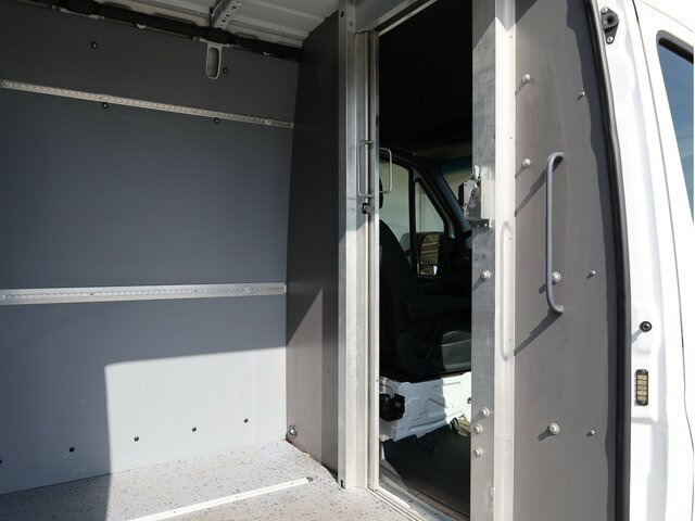 MERCEDES-BENZ eSprinter 312 Kasten FWD,3.924mm Radstand - Furgão, Carrinha elétrica: foto 3 MERCEDES-BENZ eSprinter 312 Kasten FWD,3.924mm Radstand - Furgão, Carrinha elétrica: foto 3