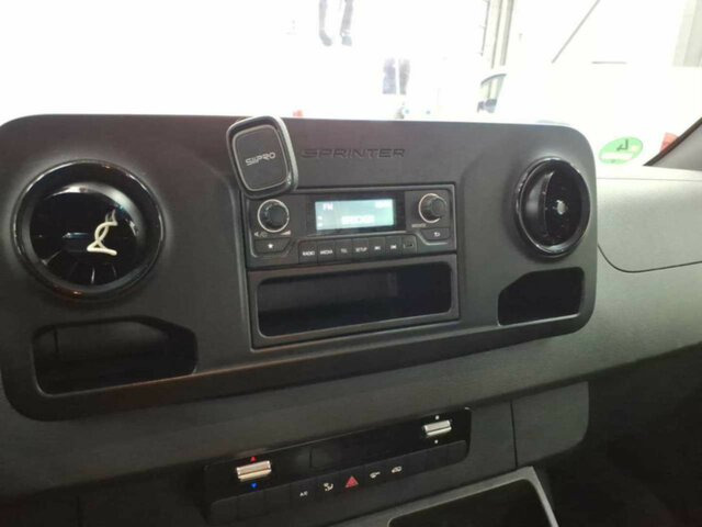 MERCEDES-BENZ eSprinter 312 Kasten FWD,Klima,Post Tür... - Furgão, Carrinha elétrica: foto 2 MERCEDES-BENZ eSprinter 312 Kasten FWD,Klima,Post Tür... - Furgão, Carrinha elétrica: foto 2