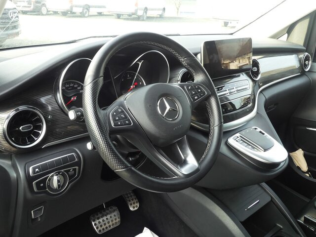 MERCEDES-BENZ V 300 Edition Extralang,2xSchiebetür el.,8Sitzer - Máquina de outro: foto 4 MERCEDES-BENZ V 300 Edition Extralang,2xSchiebetür el.,8Sitzer - Máquina de outro: foto 4