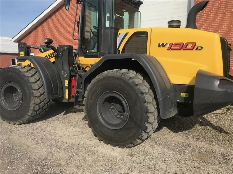 New Holland W190D - Carregadeira de rodas: foto 5 New Holland W190D - Carregadeira de rodas: foto 5