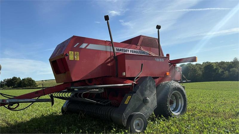 Pomi Mini 100 MF 1839  - Empacotador de fardos: foto 4 Pomi Mini 100 MF 1839  - Empacotador de fardos: foto 4