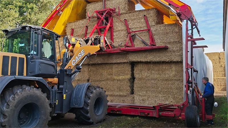 Pomi WRAP 12 - Empacotador de fardos: foto 3 Pomi WRAP 12 - Empacotador de fardos: foto 3