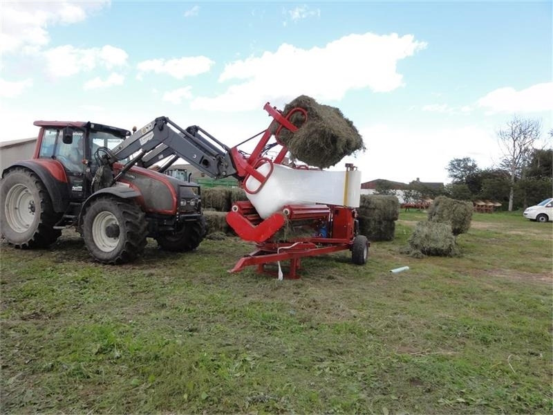 Pomi Wrap 200 - Empacotador de fardos: foto 4 Pomi Wrap 200 - Empacotador de fardos: foto 4