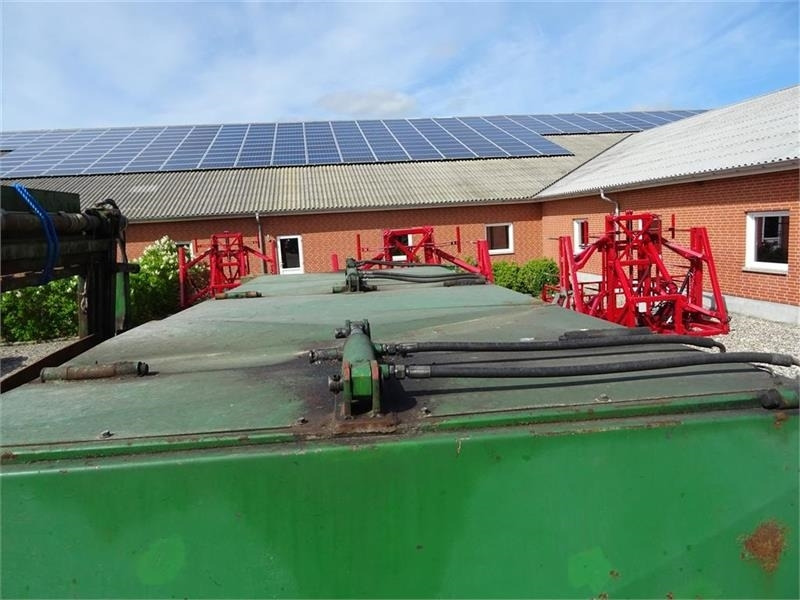 Reboque Pomi Renovo 8m3 med komprimator: foto 8