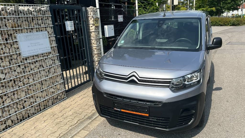 Carrinha de contentor Citroën Berlingo 1.5 Blue HDI, Kasten, 8 Reifen, Klima: foto 11
