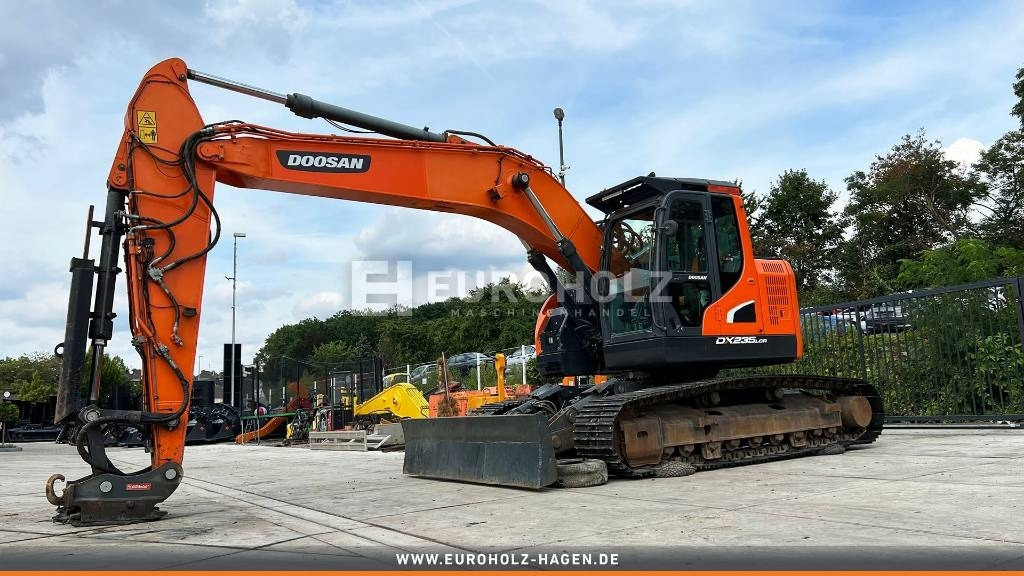Doosan Kettenbagger DX 235 LCR-5, hyd. SW OilQuick 70-55  - Escavadora de rastos: foto 5 Doosan Kettenbagger DX 235 LCR-5, hyd. SW OilQuick 70-55  - Escavadora de rastos: foto 5