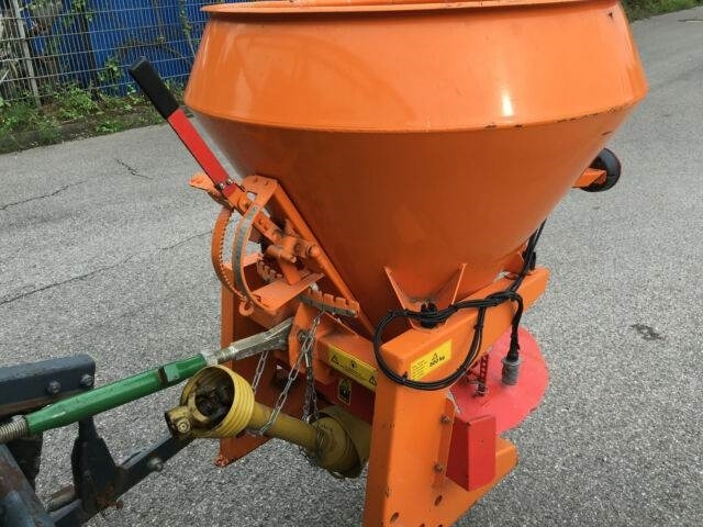 Rasant KT 9045 Kombi Trak Winterdienst Frontlad - Veículo limpa-neves: foto 3 Rasant KT 9045 Kombi Trak Winterdienst Frontlad - Veículo limpa-neves: foto 3