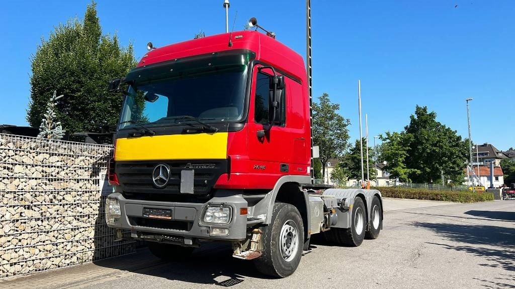 Tractor Mercedes-Benz Actros 2648 6x4 1 Hand Kipphydraulik Klima: foto 13 Tractor Mercedes-Benz Actros 2648 6x4 1 Hand Kipphydraulik Klima: foto 13