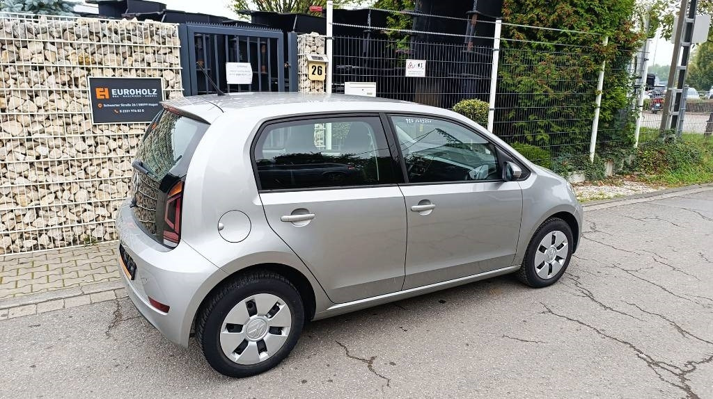 Volkswagen Up 1.0, nur 62tkm, 1. Hand, scheckheftgepflegt  - Automóvel: foto 5 Volkswagen Up 1.0, nur 62tkm, 1. Hand, scheckheftgepflegt  - Automóvel: foto 5