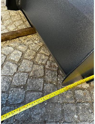 Big Schwergutschaufel 240 cm mit Merlo ZM2 Aufnahme - Balde: foto 5 Big Schwergutschaufel 240 cm mit Merlo ZM2 Aufnahme - Balde: foto 5