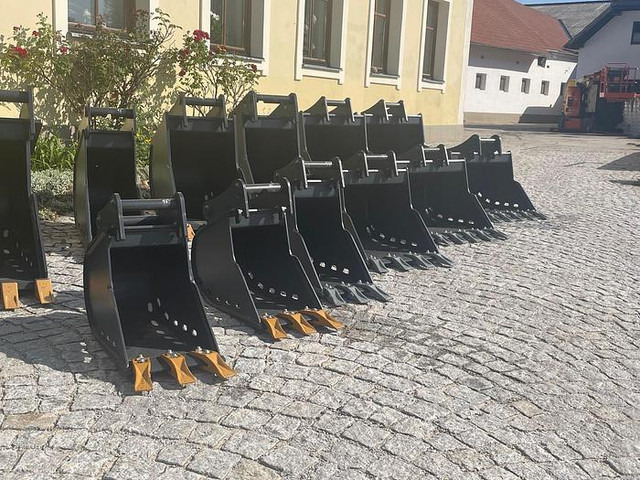 Big Tieflöffel 30 cm mit Lehnhoff MS01 Symlock Aufnahme - Balde: foto 5 Big Tieflöffel 30 cm mit Lehnhoff MS01 Symlock Aufnahme - Balde: foto 5