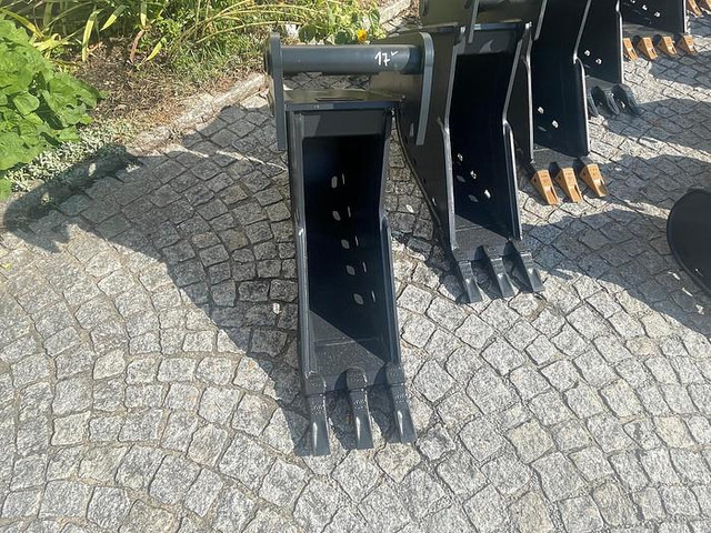 Big Tieflöffel 30 cm mit Lehnhoff MS08 Symlock Aufnahme - Balde: foto 4 Big Tieflöffel 30 cm mit Lehnhoff MS08 Symlock Aufnahme - Balde: foto 4