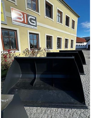 Balde nuevo Big Volumenschaufel 220 cm mit Liebherr 506 Aufnahme: foto 1