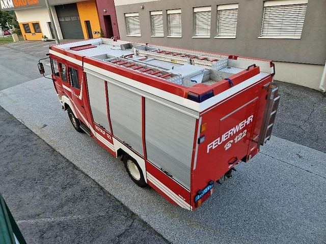 Steyr 10S23 RLF-A1000 4x4 Rüstlöschfahrzeug - Caminhão: foto 5 Steyr 10S23 RLF-A1000 4x4 Rüstlöschfahrzeug - Caminhão: foto 5