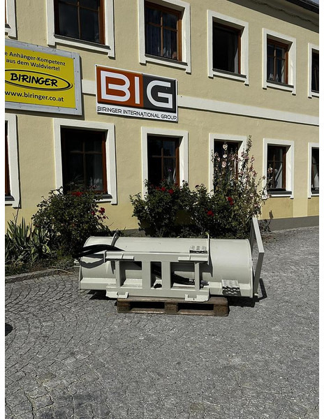 Cat LT18B TILLER - Maquina para lavrar a terra: foto 1 Cat LT18B TILLER - Maquina para lavrar a terra: foto 1