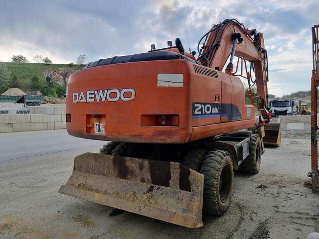 Doosan Daewoo, Hyundai, Hitachi Mobilbagger WANTED - GESUCHT - Escavadeira: foto 1 Doosan Daewoo, Hyundai, Hitachi Mobilbagger WANTED - GESUCHT - Escavadeira: foto 1