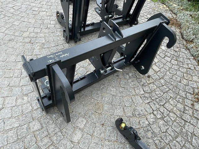 Big Adapter Kramer / Claas Scorpion auf 3 Punkt Aufnahme - Equipamento: foto 2 Big Adapter Kramer / Claas Scorpion auf 3 Punkt Aufnahme - Equipamento: foto 2