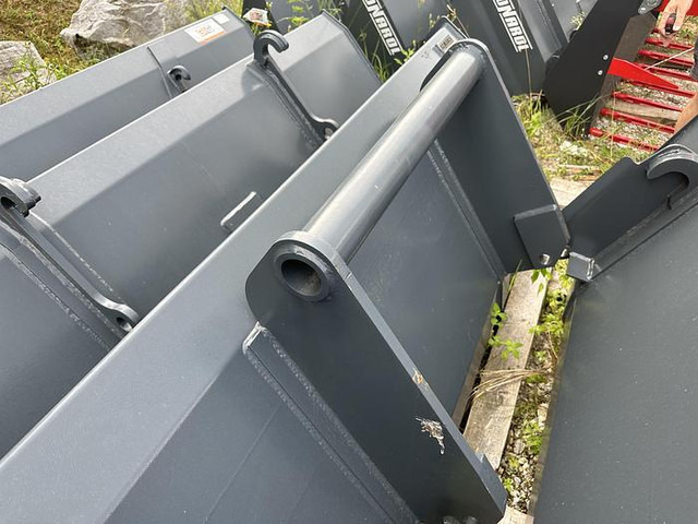 Big Schwergutschaufel 200 cm mit Bobcat Teleskoplader Aufnahme - Equipamento: foto 2 Big Schwergutschaufel 200 cm mit Bobcat Teleskoplader Aufnahme - Equipamento: foto 2