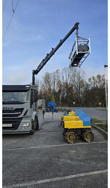 Iveco Stralis 6x2 Baustoffpritsche mit Hiab 228-E5 Kran - Caminhão grua: foto 3 Iveco Stralis 6x2 Baustoffpritsche mit Hiab 228-E5 Kran - Caminhão grua: foto 3