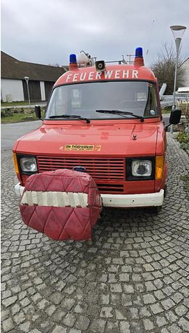 Ford Transit Feuerwehrauto - Veículo comercial: foto 3 Ford Transit Feuerwehrauto - Veículo comercial: foto 3