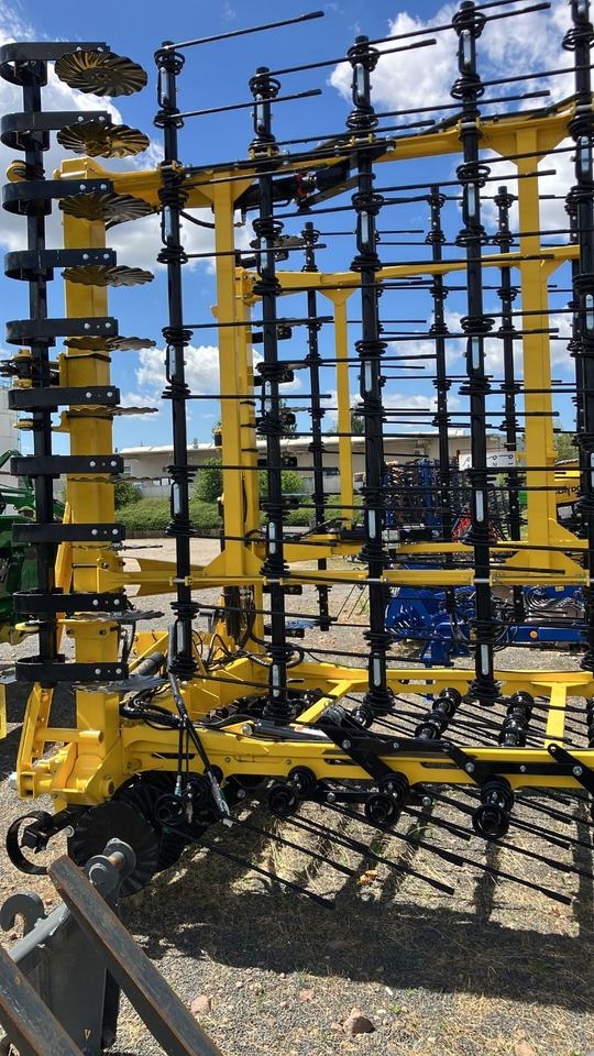 Bednar Striegel-Pro PN 9000 - Equipamento de fertilização: foto 4 Bednar Striegel-Pro PN 9000 - Equipamento de fertilização: foto 4