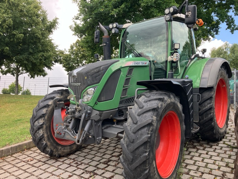 Fendt 724 Profi Plus inkl. 2. Radsatz/ EGNOS- Signal - Trator: foto 1 Fendt 724 Profi Plus inkl. 2. Radsatz/ EGNOS- Signal - Trator: foto 1
