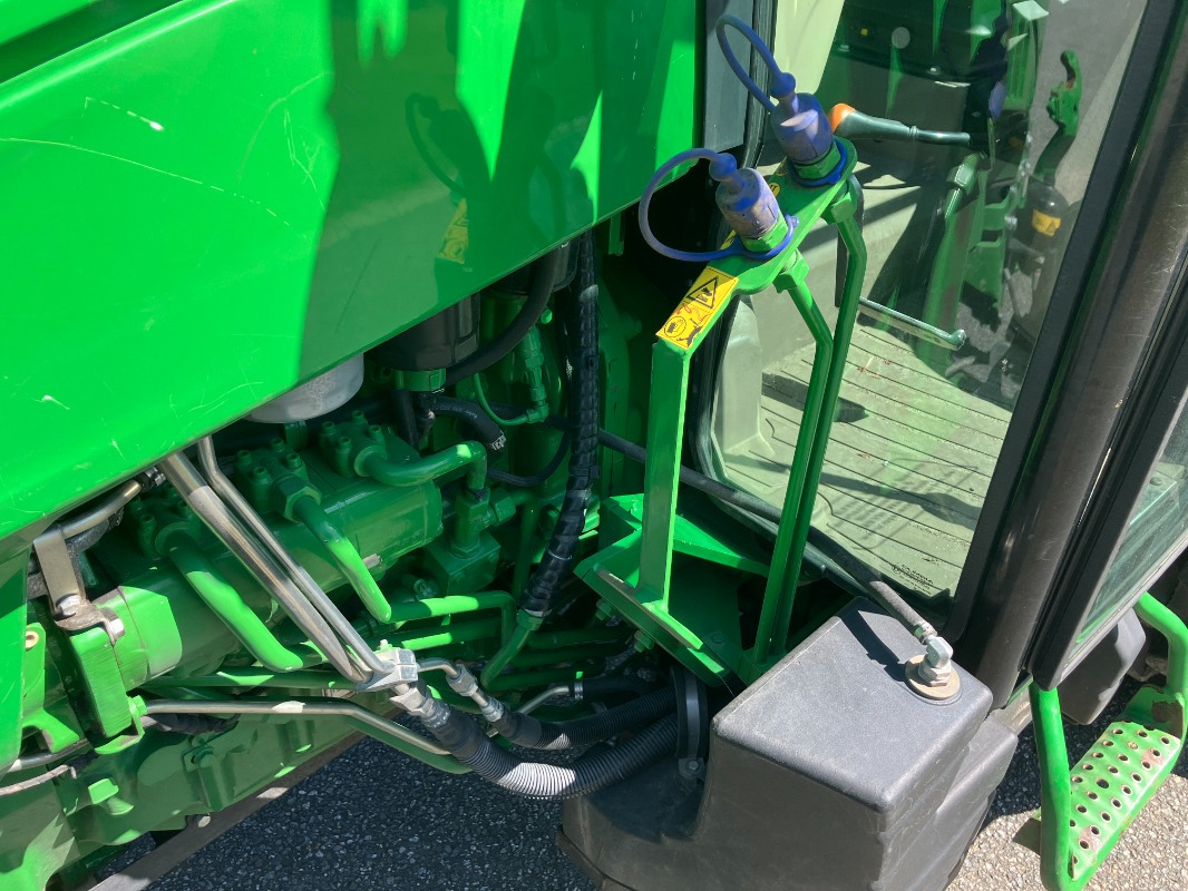Trator John Deere 5090GF mit RTK- Lenksystem/ FKH/FZW: foto 10 Trator John Deere 5090GF mit RTK- Lenksystem/ FKH/FZW: foto 10
