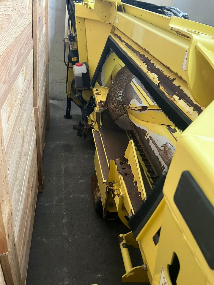 John Deere 8400i mit Kemper 360 und Pick-Up 639 - Colheitadeira: foto 3 John Deere 8400i mit Kemper 360 und Pick-Up 639 - Colheitadeira: foto 3