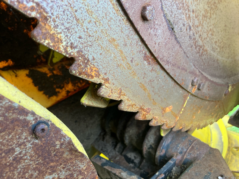Colheitadeira John Deere 8600 mit Kemper 460 StalkBuster und 639 PickUp: foto 13