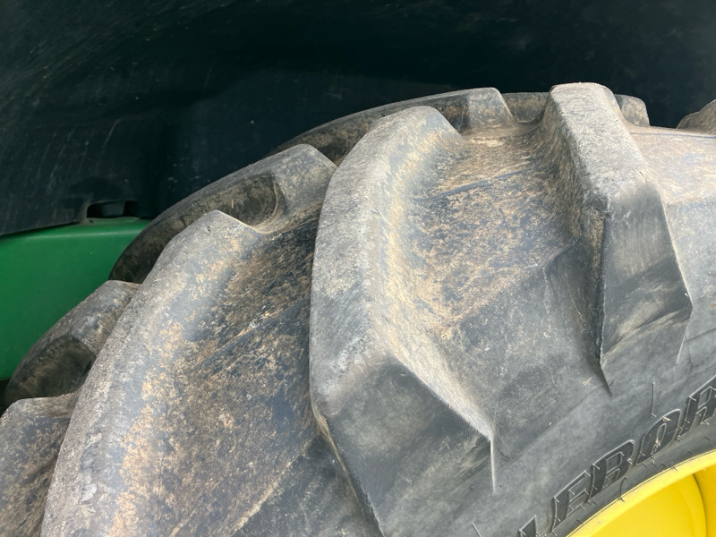 Colheitadeira John Deere 8600 mit Kemper 460 StalkBuster und 639 PickUp: foto 26