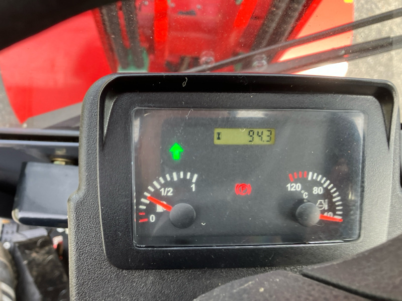 Toyo KU 826/ Radlader/ Hoflader/ Kompaktlader/... - Carregadeira: foto 3 Toyo KU 826/ Radlader/ Hoflader/ Kompaktlader/... - Carregadeira: foto 3