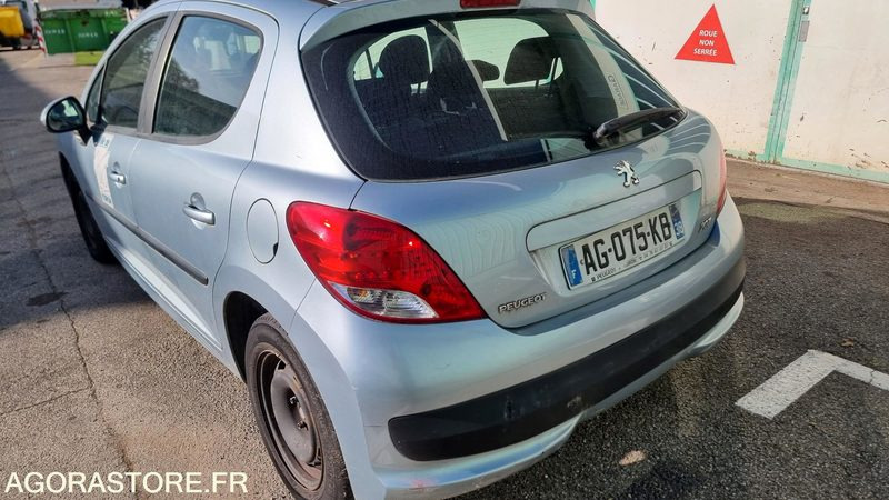 207 1.6hdi - Automóvel: foto 2 207 1.6hdi - Automóvel: foto 2