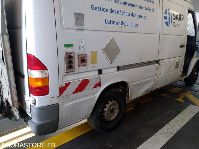 334-AFA-49 /Mercedes Sprinter avec Hayon Hydraulique - Furgão: foto 3 334-AFA-49 /Mercedes Sprinter avec Hayon Hydraulique - Furgão: foto 3